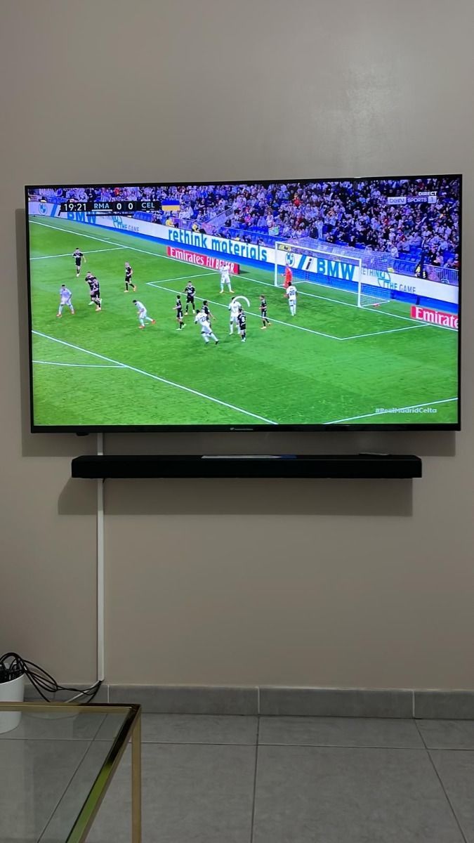 IPTV viewing setup shared by Camila S.